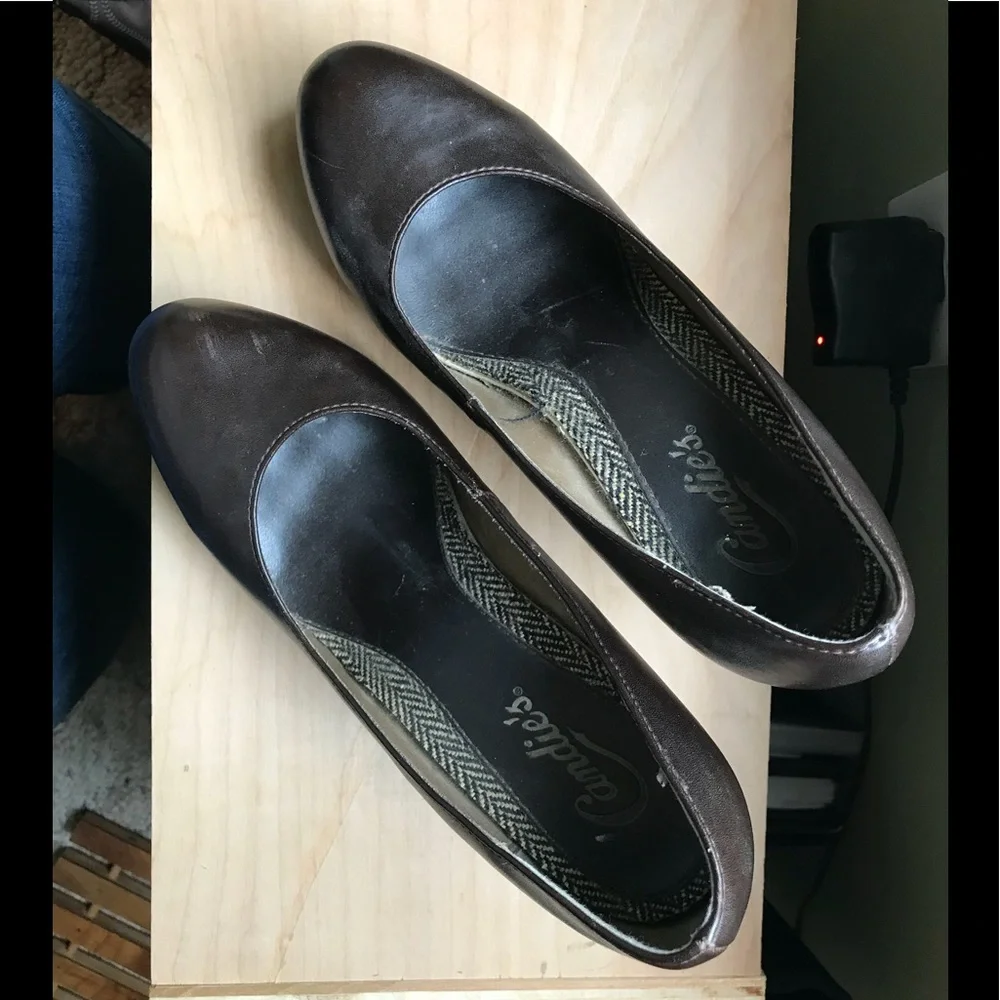 Candies Brown Heels - Picture 7 of 8